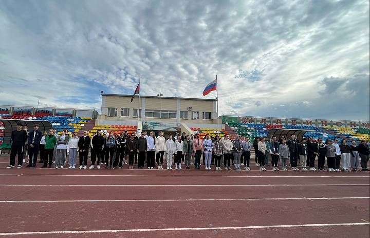 Студенты ГБПОУ «Лабинского медицинского колледжа» приняли участие в выполнении нормативов Всероссийского физкультурно-спортивного комплекс «Готов к труду и обороне»
